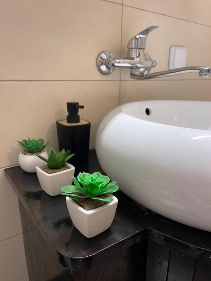 בוקרשט Sunset Luxury Apartment Near Unirii Square מראה חיצוני תמונה