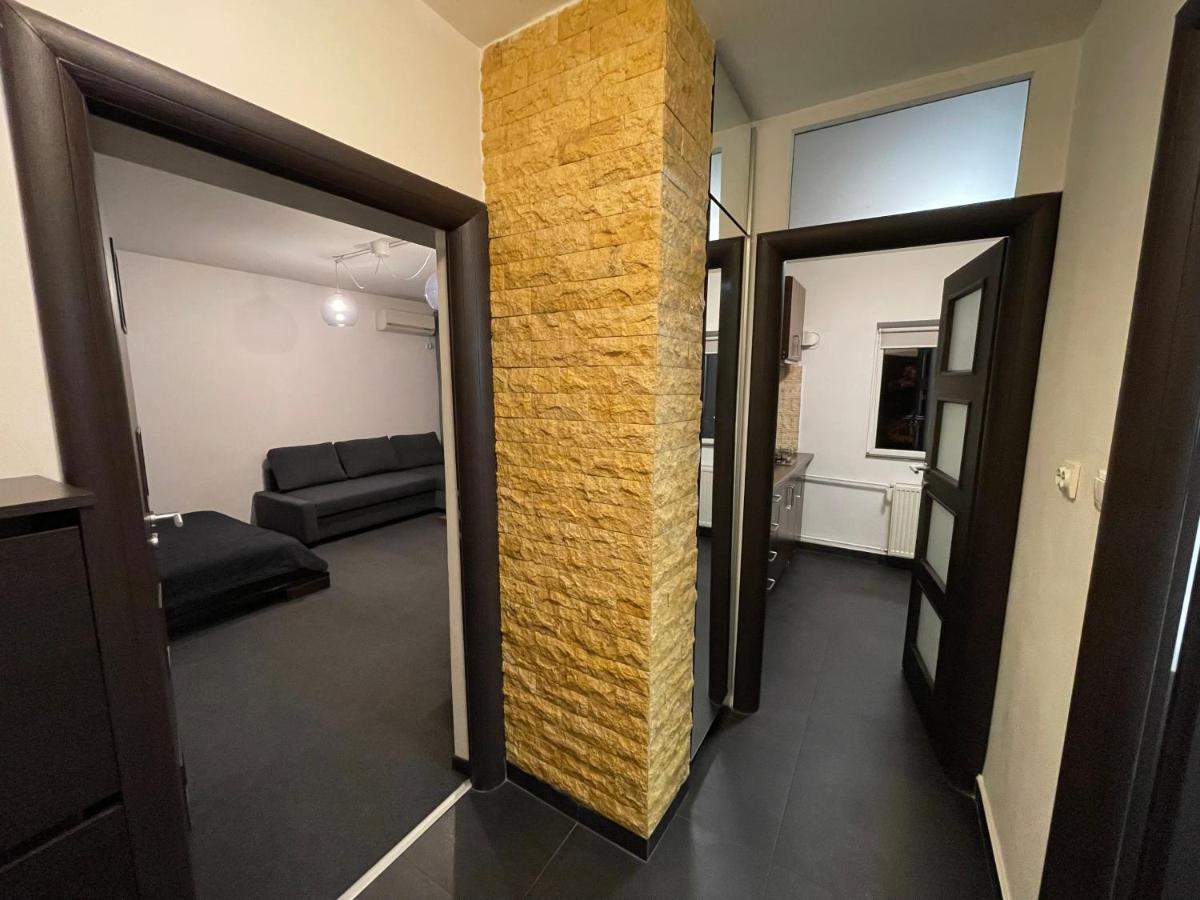 בוקרשט Sunset Luxury Apartment Near Unirii Square מראה חיצוני תמונה